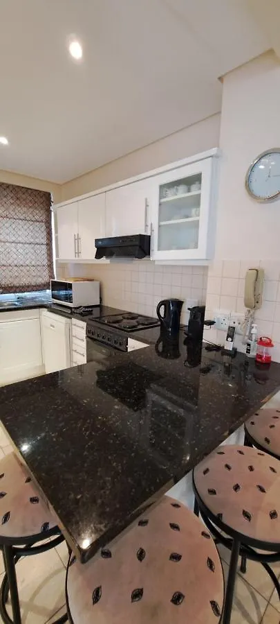V&A Waterfront Marina Family Apartment 101 Altmore ケープタウン 0*,  南アフリカ