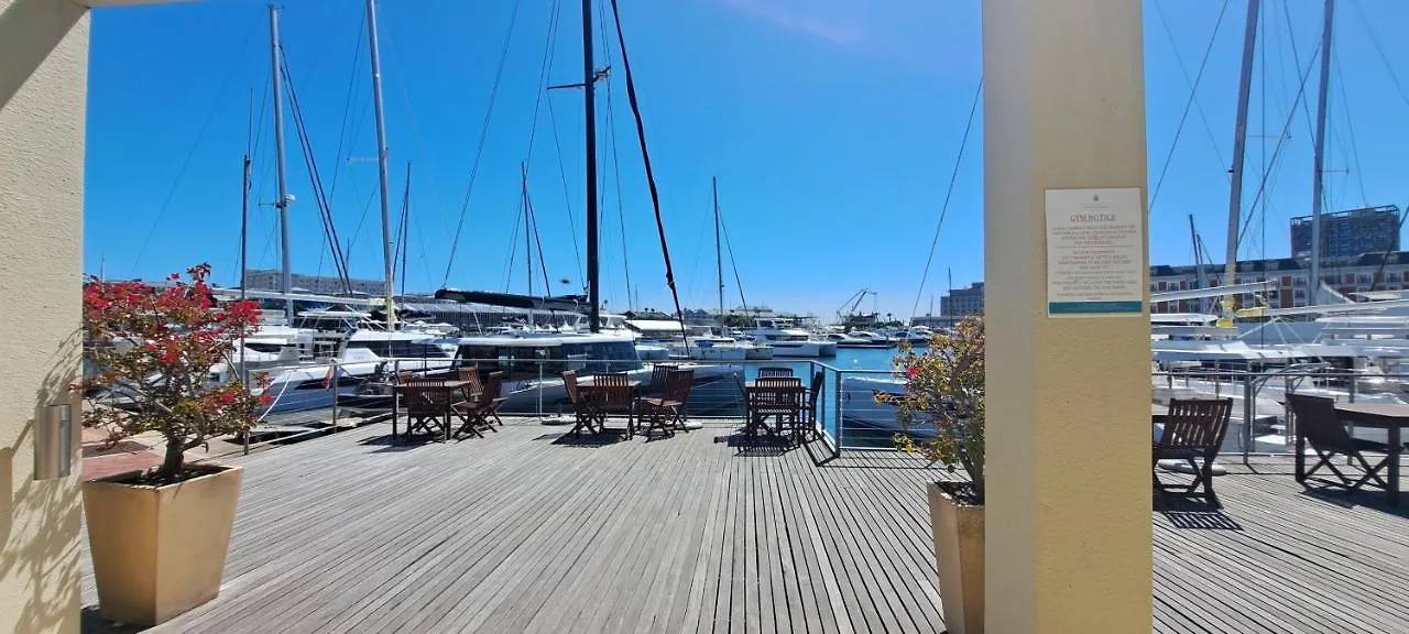 V&A Waterfront Marina Family Apartment 101 Altmore Cape Town