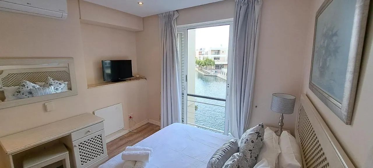 V&A Waterfront Marina Family Apartment 101 Altmore Kapstadt 0*,
